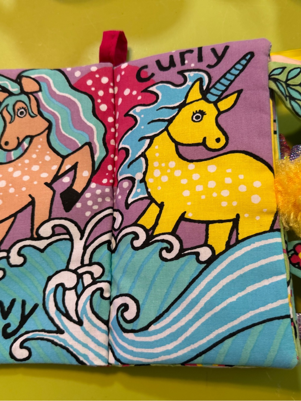 Jellycat Kids Unicorn Soft Book tails on each page Yellow Purple Blue Pink VGUC